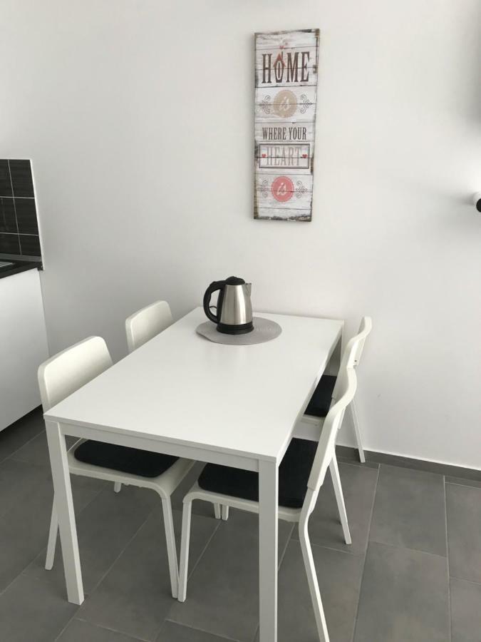 Viktor Apartamento Liubliana Exterior foto